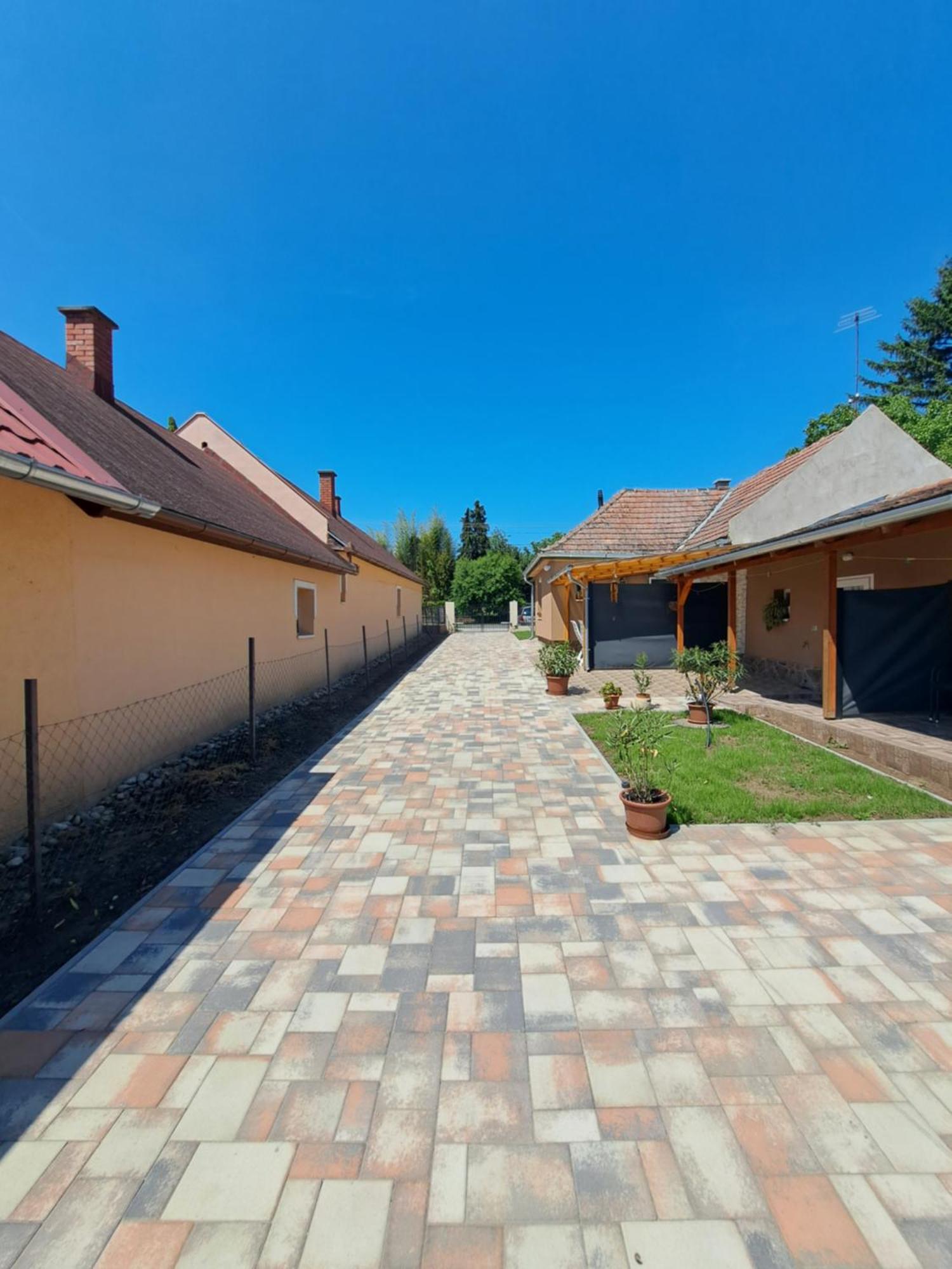 Vivien Apartman Fonyod Exterior photo