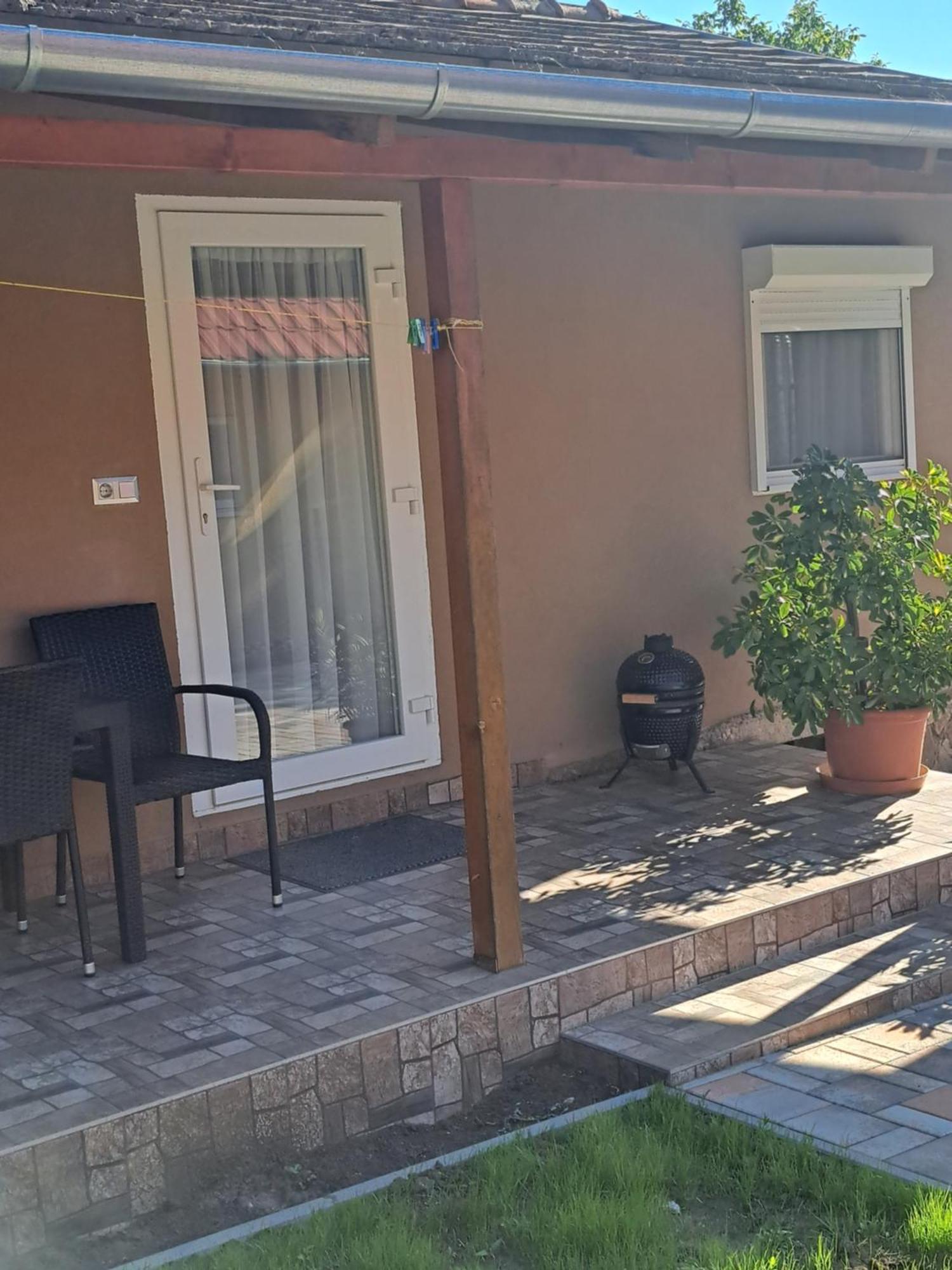 Vivien Apartman Fonyod Exterior photo
